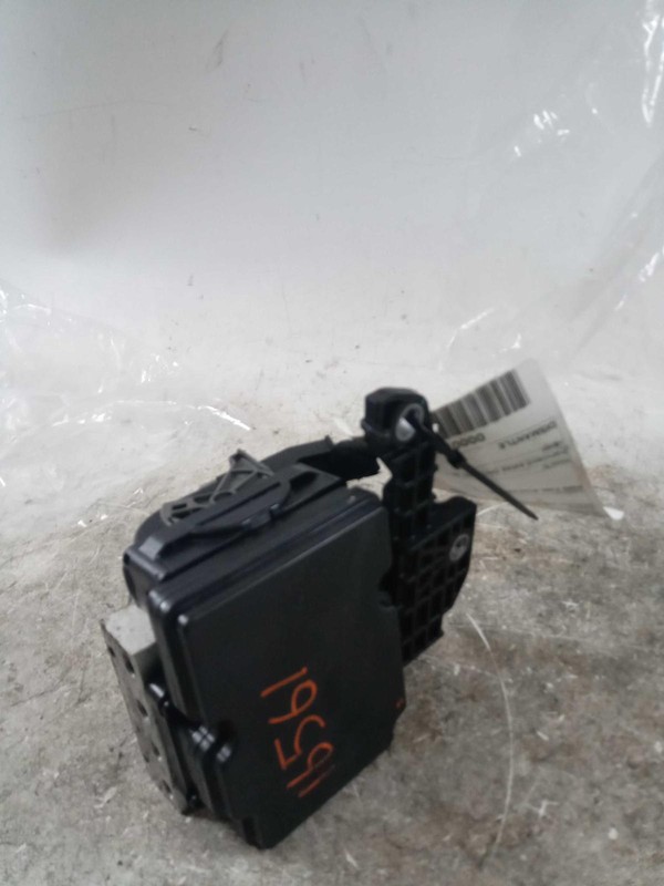 2022 Hyundai Sonata ABS Pump & Motor Assembly OEM 58910L0300 16K Miles