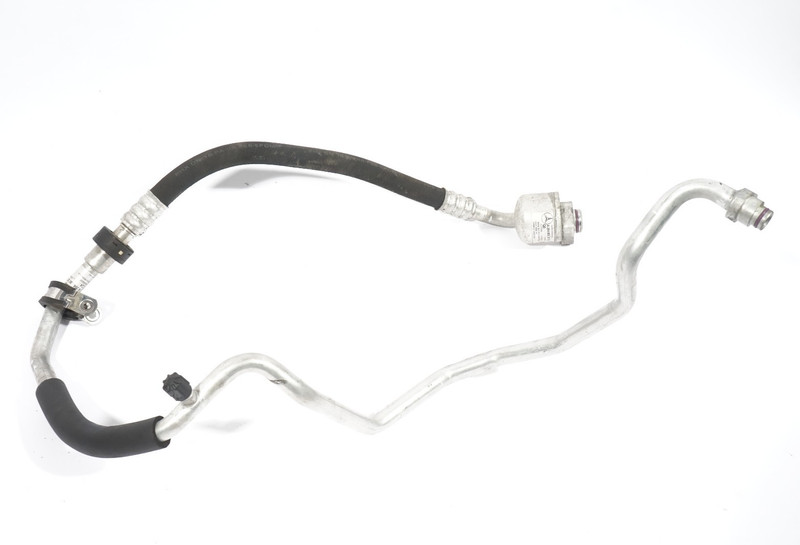 2008 - 2011 MERCEDES BENZ C300 W204 AC AIR CONDENSER PRESSURE LINE OEM