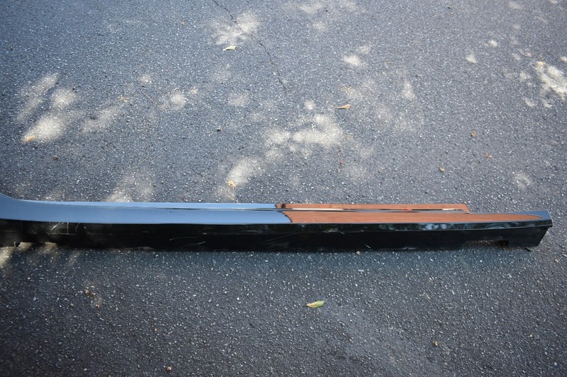 ROCKER MOLDING RIGHT SIDE FACTORY OEM LOCAL PICKUP