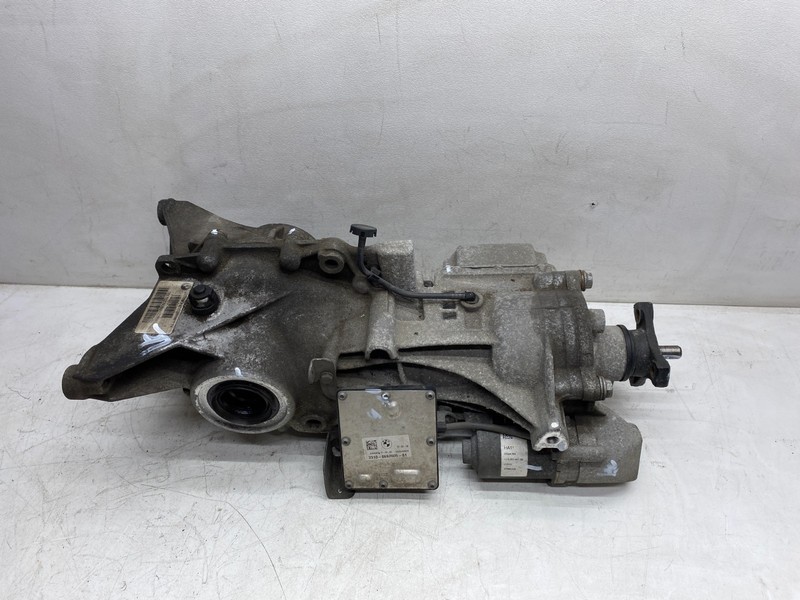 2016-2019 BMW X1 REAR DIFFERENTIAL AXLE CARRIER OEM