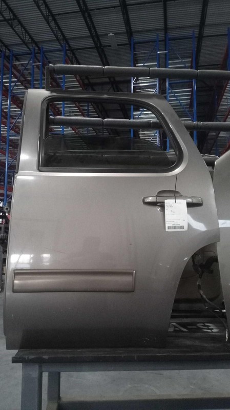 2011 Chevrolet Tahoe Left Rear Door Brown PW PL 487160 153K Miles