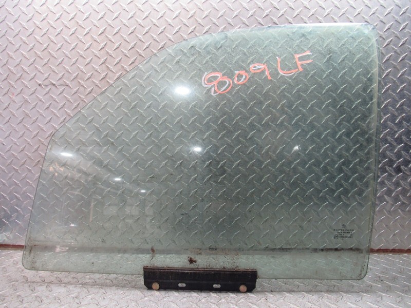03 04 05 JEEP LIBERTY LEFT FRONT DRIVER DOOR GLASS