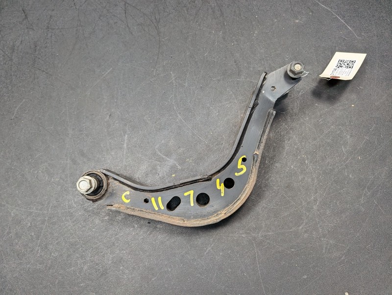 Rear Right Upper Control Arm 2019 Chevrolet Equinox 84557847 2018 2020 2021 2022