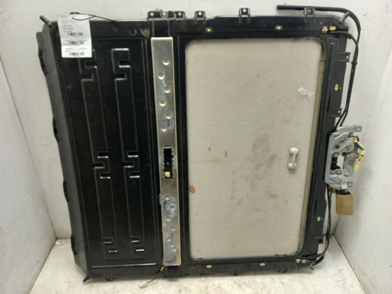 91-98 TOYOTA LAND CRUISER SUN ROOF GLASS