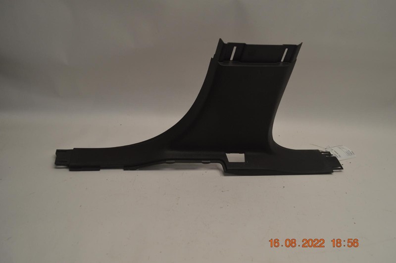 2021-2022 GMC YUKON RIGHT PASSENGER SIDE B PILLAR LOWER TRIM PANEL OEM