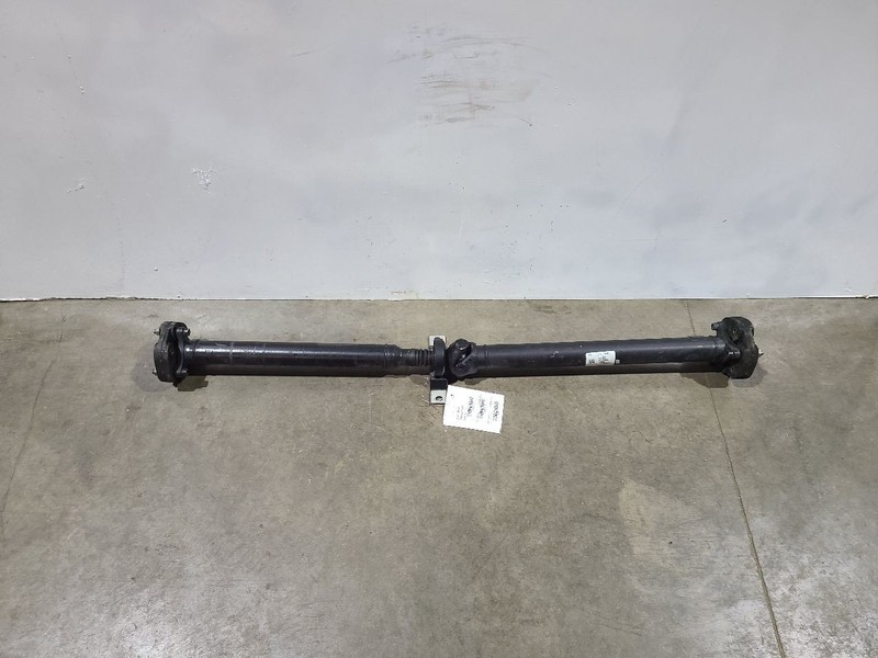 Rear Drive Shaft Automatic 6.2L Naturally Aspirated Fits 18-23 CAMARO 588279