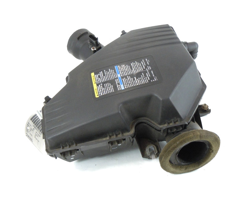 2007 07 Hummer H3 3.7L Air Cleaner Housing Box OEM