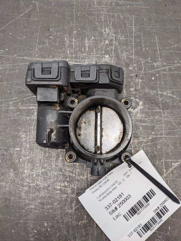 Throttle Body Throttle Valve Assembly 3.7L Fits 07-12 DODGE 1500 PICKUP 1173999