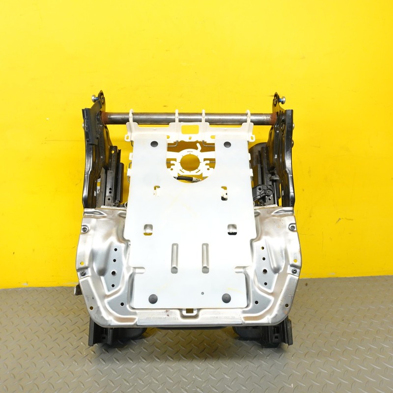 2022-2024 FORD MAVERICK FRONT RIGHT SIDE LOWER SEAT FRAME TRACK OEM