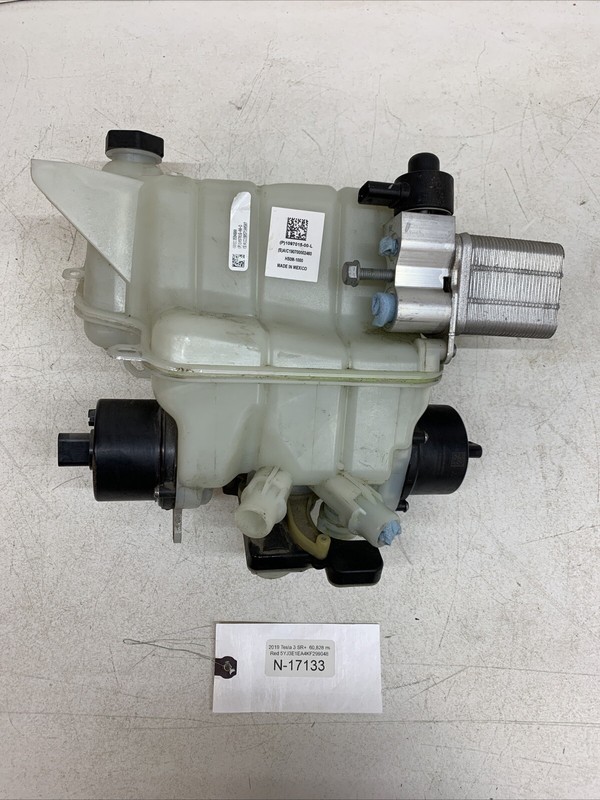 ⚡️Tesla Model 3 Expansion Tank 1077617-00-E 1097015-00-L 17133 S18