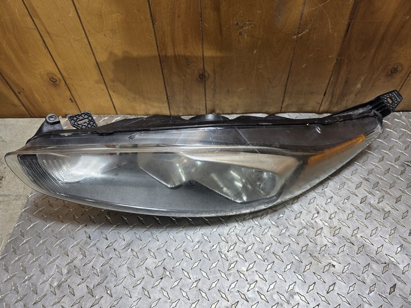 2014-2019 Ford Fiesta Driver Left Headlight Head Lamp Oem Tested