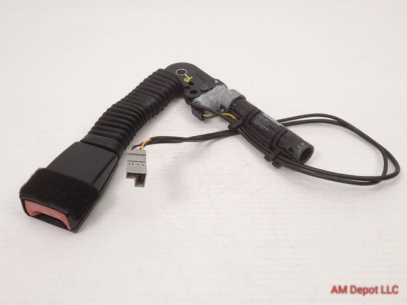 2008 BMW 335i 335xi 328xi 328i E93 Convertible Front Right Seat Belt Buckle