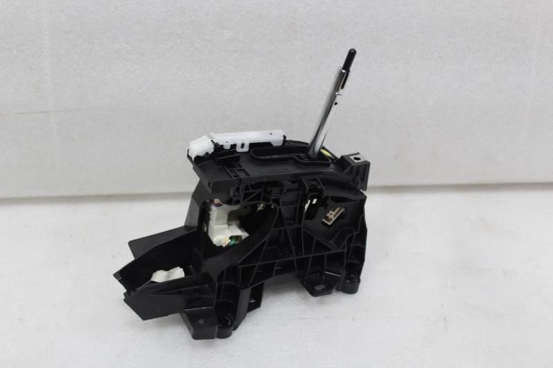 2019 2020 2021 2022 2023 TOYOTA RAV4 GEAR SHIFTER NON-HYBRID FWD