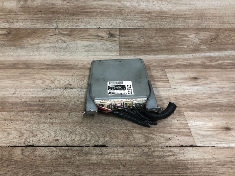 TOYOTA 4RUNNER OEM ENGINE MODULE MOTOR DME COMPUTER ECU ECM 4X2 3.4L A/T 1996 2