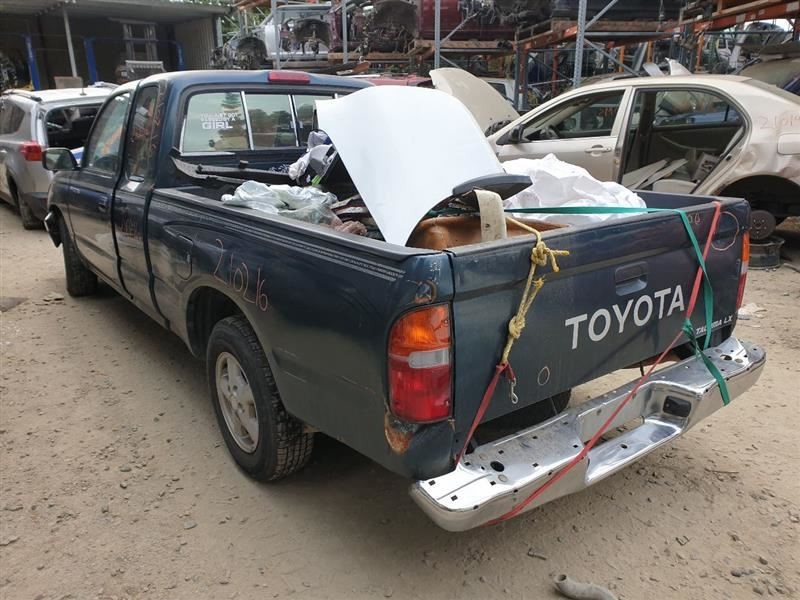 Rear Axle 2WD Extended Cab 4 Cylinder 3.58 Ratio Fits 95-02 TACOMA 387426