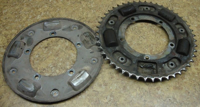 1981 Honda ATC 200 3 Wheeler Rear Back Axle Hub Sprocket Chain Drive Gear 47T 81