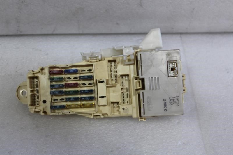 1989 1990 1991 1992 1993 1994 MAZDA MPV VAN DASH FUSE RELAY BOX 2.6L A/T