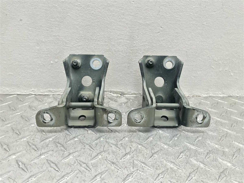 2003 LINCOLN AVIATOR PASSENGER FRONT DOOR HINGES PAIR OEM 1L2Z-7822810-AA