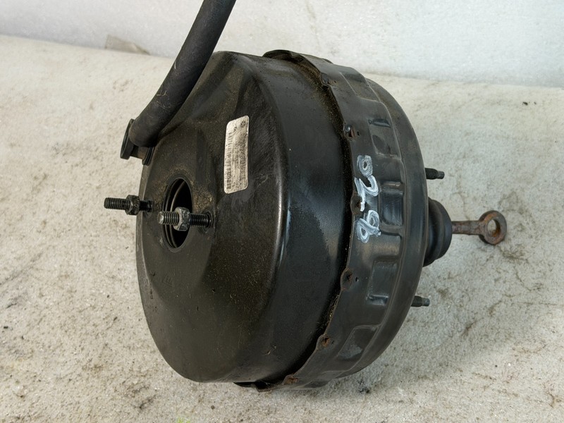 99 - 04 JEEP GRAND CHEROKEE POWER BRAKE BOOSTER #028