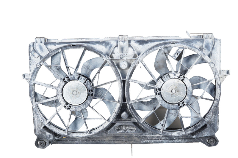 05 06 07 CHEVY SILVERADO ENGINE COOLING FAN W/ SHROUD OEM