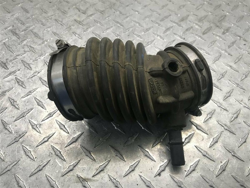 13-16 FORD ESCAPE AIR HOSE 2.5L OEM 319-06397