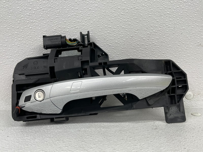 ⭐10-13 MERCEDES S-CLASS W221 FRONT LEFT EXTERIOR DOOR HANDLE ASSY OEM LOT2330