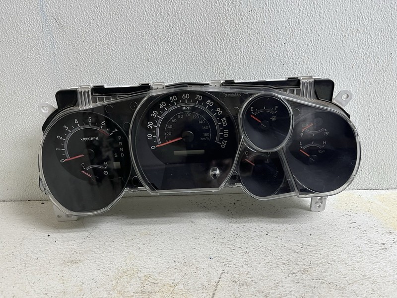 2008 Toyota Sequoia 5.7 w Tow Package Speedometer Gauge Cluster Panel 166k Oem