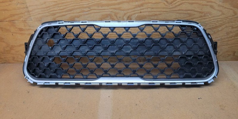 2020 2021 2022 Kia Soul LX S Front Bumper Lower Grille 86531-K0000 OEM