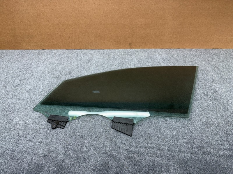 GENESIS G80 2021-2025 OEM FRONT LEFT DRIVER DOOR DOUBLE WINDOW GLASS ASSEMBLY