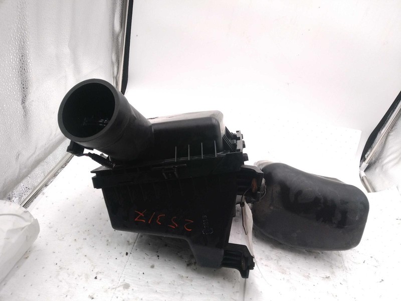 2017 Subaru Impreza Air Cleaner Assembly OEM 46051FL00A Used 90k Miles