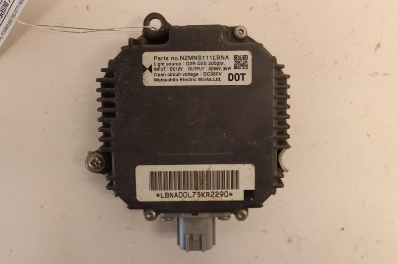 2019-2020 INFINITI Q50 LEFT DRIVER SIDE HEADLIGHT HEADLAMP BALLAST IGNITER OEM