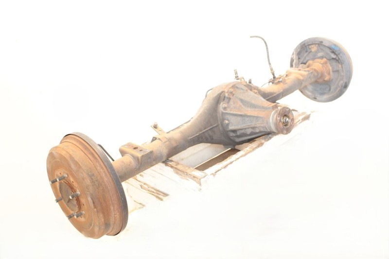 97-99 Toyota TACOMA 2.7L 4WD Rear Axle Assembly