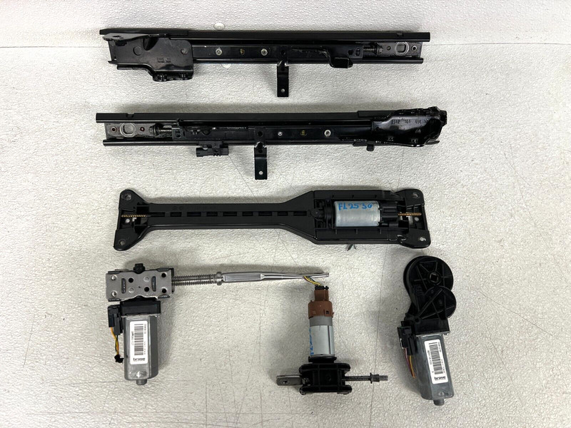 ⭐2017-2020 JAGUAR F-PACE FRONT LEFT DRIVERS SEAT TRACK FRAME RAIL OEM LOT2536