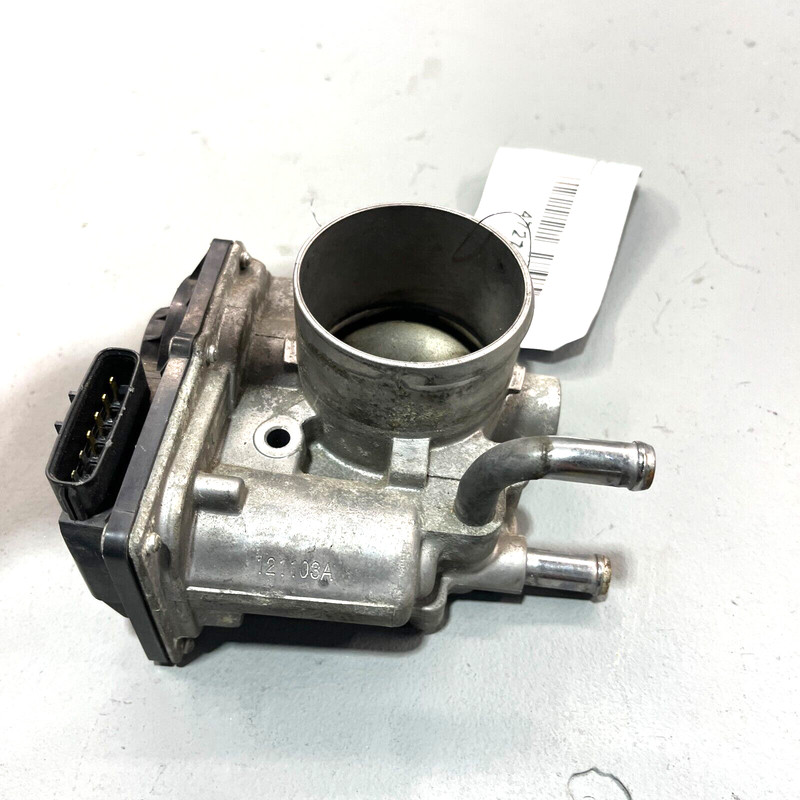 GENUINE 2012 - 2017 Kia Rio 1.6L Throttle Body Valve Assembly OEM