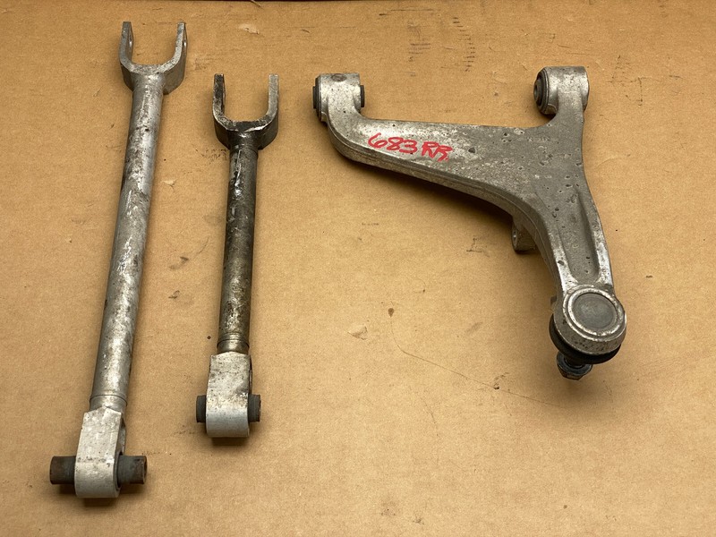 2014-2017 INFINITI Q50 S REAR RIGHT PASSENGER SIDE CONTROL ARM SET OEM LOT683