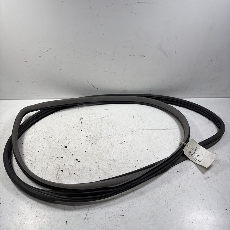 06-11 Honda Civic 2D Left Door Weatherstrip Body Seal Gray 72355-SVA-A01ZB OEM