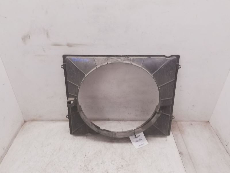 04-06 TOYOTA TUNDRA SR5 4.0L 6CYL RADIATOR FAN SHROUD