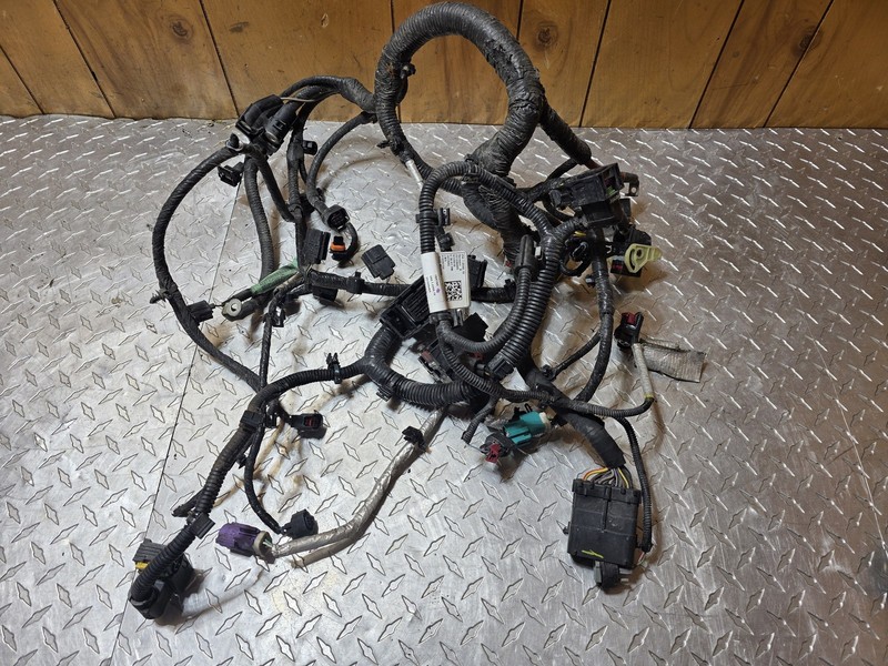 2011-2013 Ford Fiesta 1.6l Engine Bay Fuse Box Wiring Harness OEM