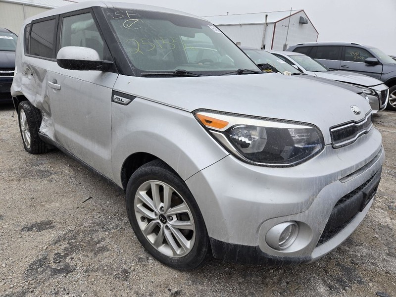 Passenger Right Fender Fits 14-19 SOUL 3609442