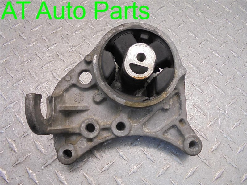 01-07 Dodge Caravan, Voyager, Town & Country Engine Transmission Mount 4861269AD