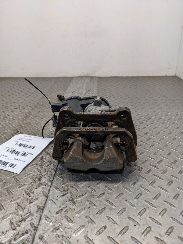 Passenger Caliper Rear 12.60" Diameter Rotor Fits 14-20 CHEROKEE 1174235