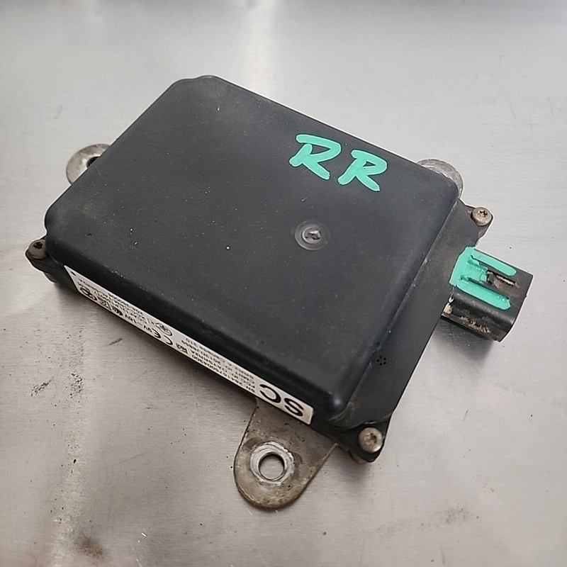 RIGHT BLIND SPOT MODULE 8816208020 2015 2016 TOYOTA SIENNA OEM RH RF