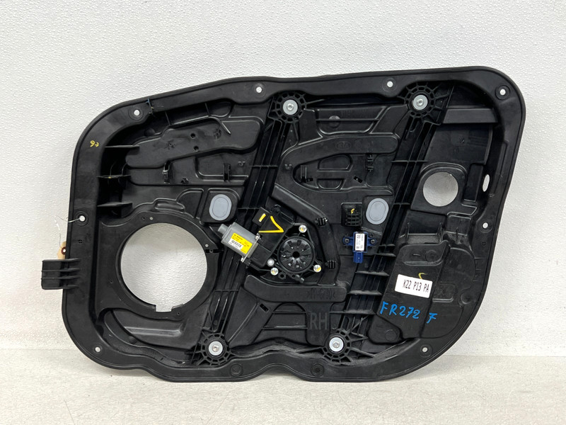 ⭐2015-2017 KIA K900 FRONT RIGHT PASS DOOR WINDOW REGULATOR MOTOR OEM LOT2727