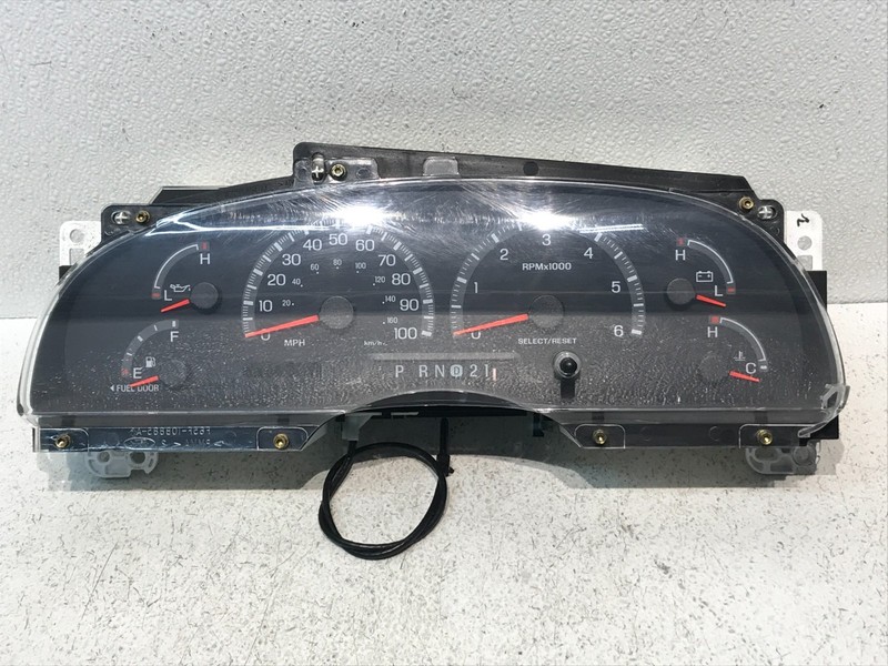 99-03 Expedition Speedometer Instrument Gauge Cluster 140k OEM XL3F-10848-BB