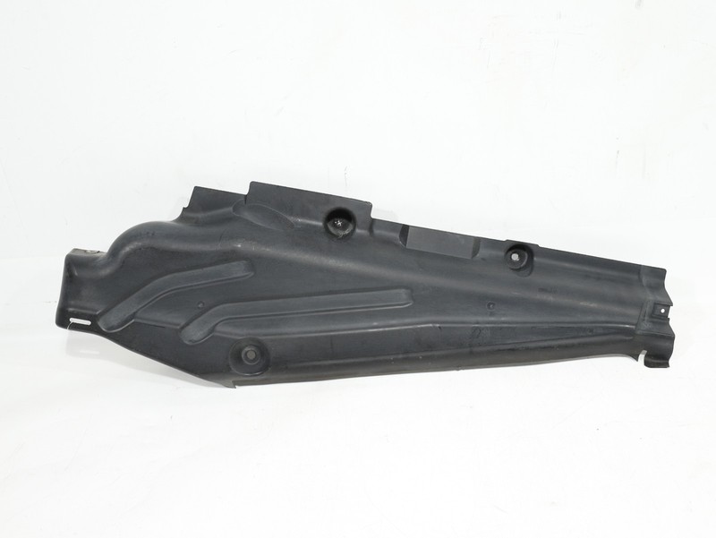 2013–2016 Mercedes GL450 X166 RIGHT Side Lower Floor Underbody Splash Shield OEM