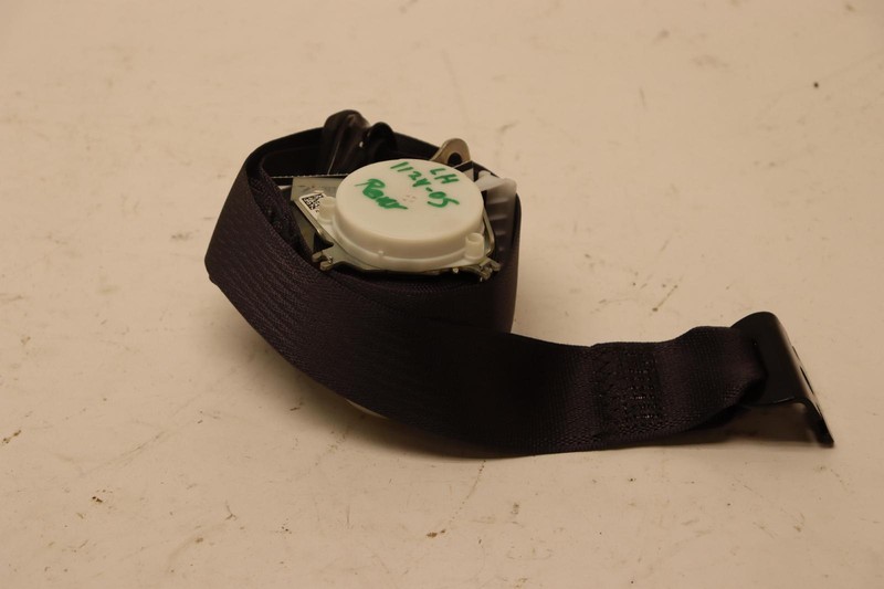 2014-2017 CHEVY SILVERADO 1500 REAR LEFT SIDE SEAT BELT OEM