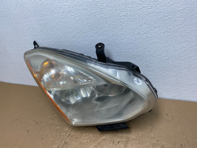 2009-2013 Nissan Rogue Right Passenger Halogen Headlight OEM AB6956 DW