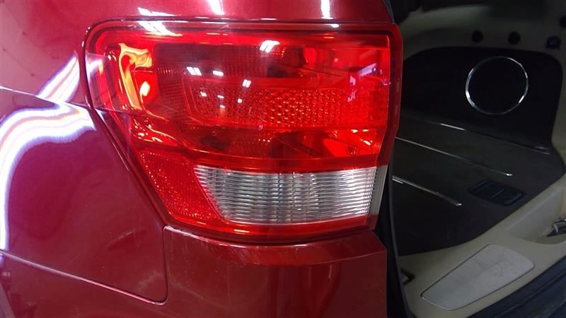 Driver Tail Light Quarter Panel Mounted Fits 11-13 GRAND CHEROKEE 3376654