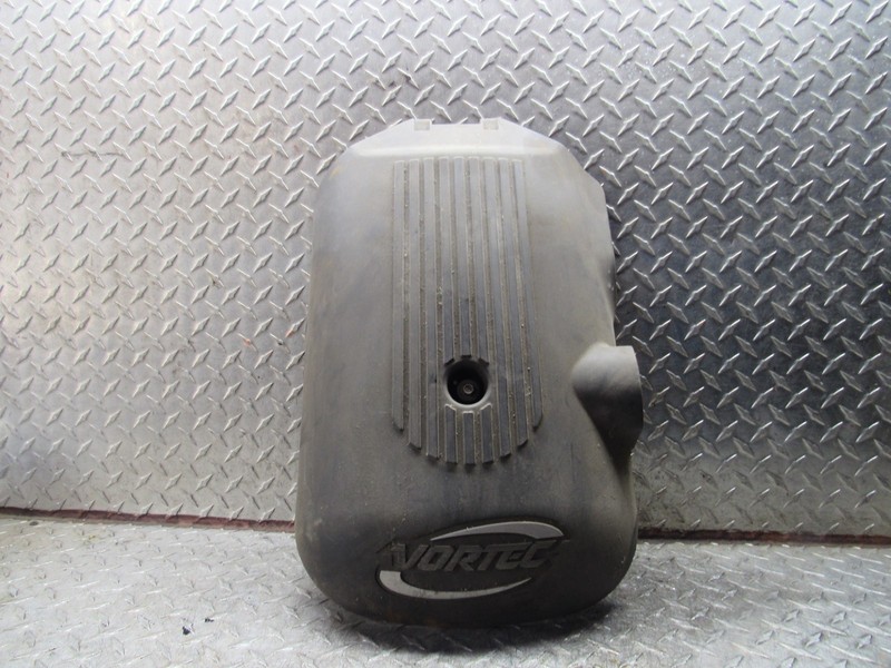 2002-2006 GMC YUKON XL 1500 DENALI ENGINE COVER 6.0L V8 VORTEC BLACK