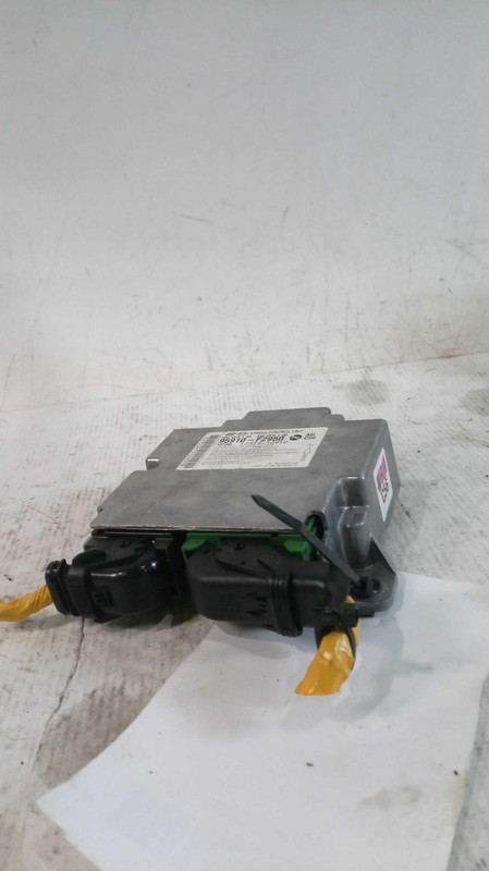 Used Air Bag Module fits: 2020 Hyundai Elantra Air Bag center console Sedan 1.6L